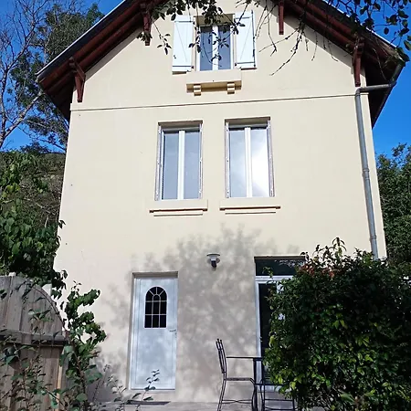 Semesterbostad La Maison Du Gardien
