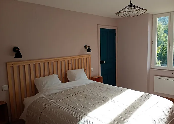 La Maison Du Gardien Feriehus