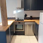 La Maison Du Gardien Nyaraló *